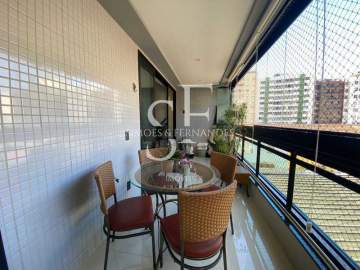 Espetacular - Tijuca - Rua José Higino - Apartamento reformado, 4 quartos, 2 suítes, varanda, dependência, 2 vagas. - BTAP40209