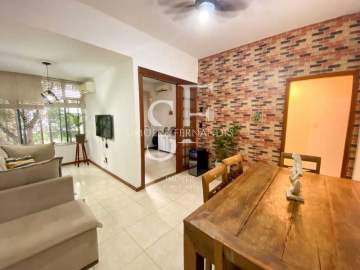 Ótima localização - Tijuca - Rua João Alfredo - Apartamento reformado, 3 quartos, 2 banheiros, 1 vaga. - BTAP31079