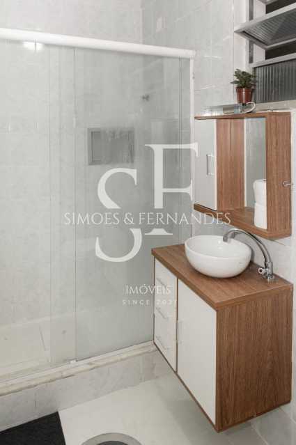 15 Banheiro com armário - 19