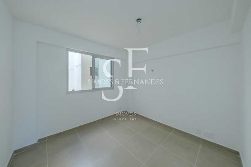 P2 - QUARTO 2 - 13