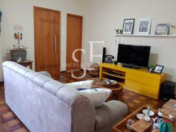 Ótima localização - Tijuca - Rua Pareto - Apartamento reformado, 2 quartos, 1 suíte, 1 vaga. - BTAP21637