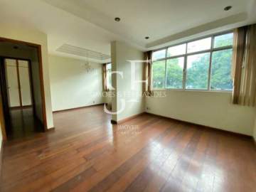 Ótima localização - Tijuca - Rua José Higino - Apartamento 2 quartos, 1 suíte, dependência completa, 1 vaga. - BTAP21646