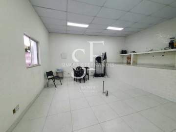 São Cristóvão - Rua São Luiz Gonzaga - Casa frente de rua, servindo para fins residenciais e comerciais 212m² . - BTCA20019