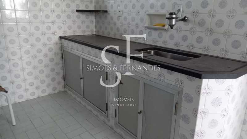 4ef3f4a8-ab2d-4947-9fb2-b3eb41 - 17