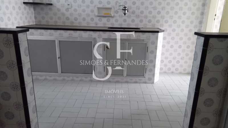 21f7ae82-8ccd-465b-bcae-ba28b5 - 15