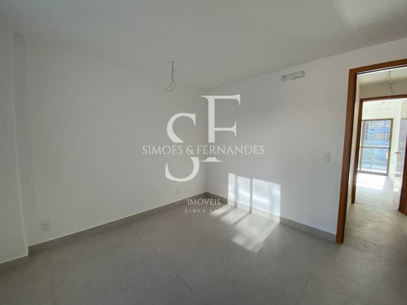 Conheça TijucaRuaCarlosdeLaetCobertura do imóvel - Tijuca - Rua Carlos de Laet - Cobertura Duplex, 4 quartos ( 2 suítes ), varanda, área gourmet, piscina, churrasqueira, 1 vaga. - BTCO40074 - 12 TijucaRuaCarlosdeLaetCobertura - 12