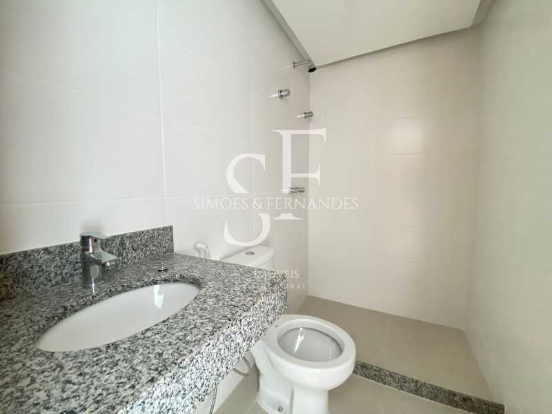 Conheça TijucaRuaCarlosdeLaetCobertura do imóvel - Tijuca - Rua Carlos de Laet - Cobertura Duplex, 4 quartos ( 2 suítes ), varanda, área gourmet, piscina, churrasqueira, 1 vaga. - BTCO40074 - 14 TijucaRuaCarlosdeLaetCobertura - 14
