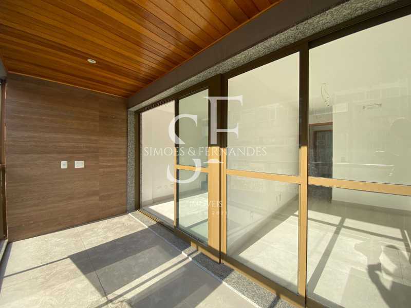 Conheça TijucaRuaCarlosdeLaetCobertura do imóvel - Tijuca - Rua Carlos de Laet - Cobertura Duplex, 4 quartos ( 2 suítes ), varanda, área gourmet, piscina, churrasqueira, 1 vaga. - BTCO40074 - 9 TijucaRuaCarlosdeLaetCobertura - 9