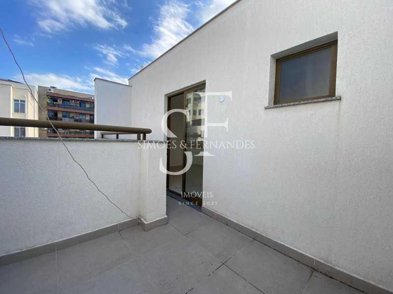 Conheça TijucaRuaCarlosdeLaetCobertura do imóvel - Tijuca - Rua Carlos de Laet - Cobertura Duplex, 4 quartos ( 2 suítes ), varanda, área gourmet, piscina, churrasqueira, 1 vaga. - BTCO40074 - 27 TijucaRuaCarlosdeLaetCobertura - 27