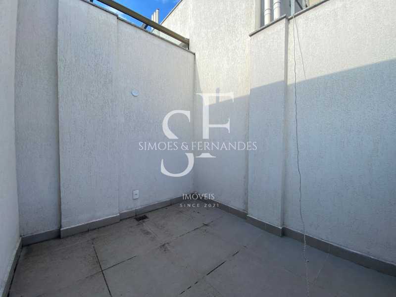 Conheça TijucaRuaCarlosdeLaetCobertura do imóvel - Tijuca - Rua Carlos de Laet - Cobertura Duplex, 4 quartos ( 2 suítes ), varanda, área gourmet, piscina, churrasqueira, 1 vaga. - BTCO40074 - 28 TijucaRuaCarlosdeLaetCobertura - 28
