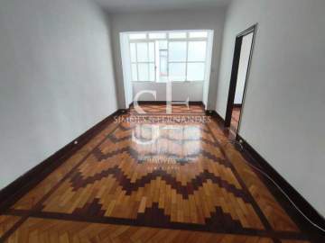 Tijuca - Rua Martins Pena - Apartamento 3 quartos, banheiro social. - BTAP31228