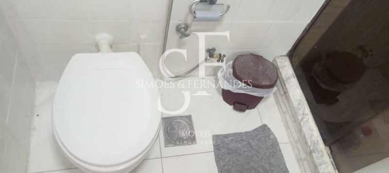 2afca709-7d42-4136-b1f6-500a67 - 15