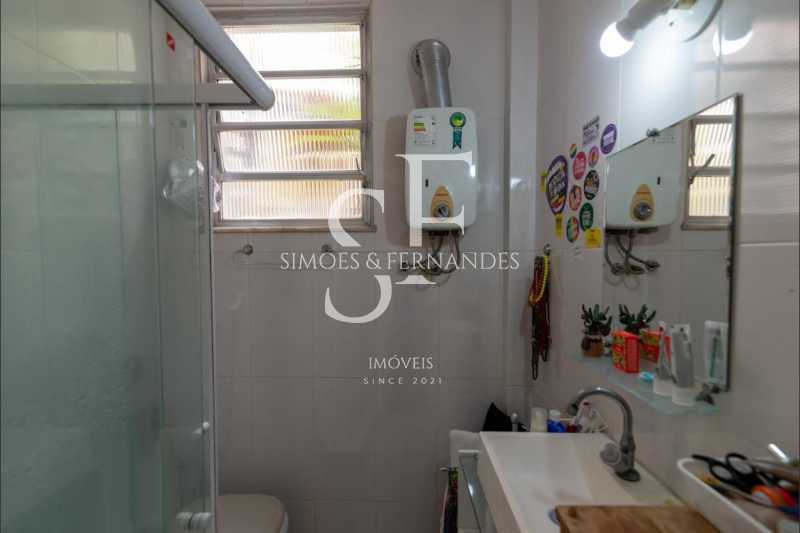 07_banheiro_suite_14m2_01_entr - 9