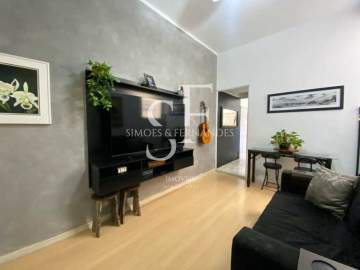Oportunidade - Grajaú - Av. Júlio Furtado - Apartamento reformado, quarto e sala, sacada. - BTAP10394