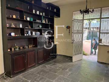 Tijuca - Rua Uruguai - Apartamento 3 quartos, banheiro social. - BTAP31263