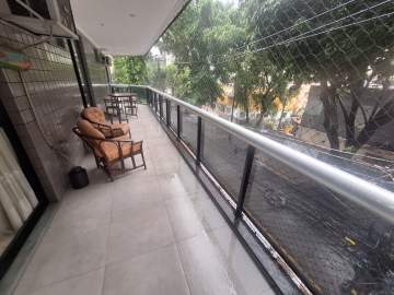 Tijuca - Rua Marquês de Valença - Apartamento varanda, 4 quartos, suíte, dependência completa e 2 vagas. - BTAP40236