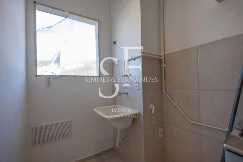 original894964916-89.859283960 - 9