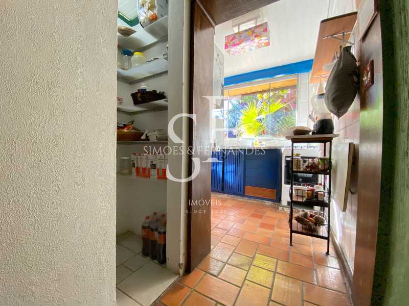 Conheça 20 do imóvel - Taquara - Rua Centauro - Casa em condomínio, 2 quartos, lavanderia, quintal, 3 vagas. - BTCN20012 - 15 20 - 15