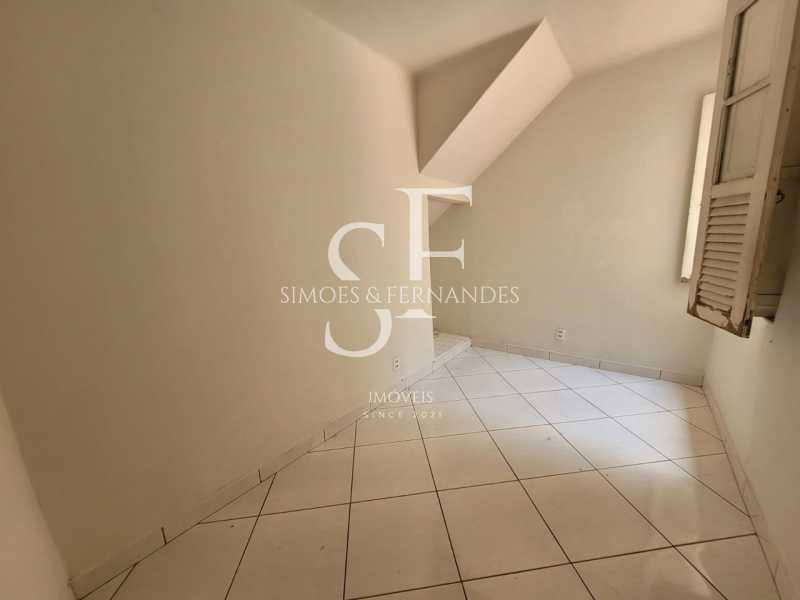 f8368caf-e636-4ce9-be76-7f2f2d - 12