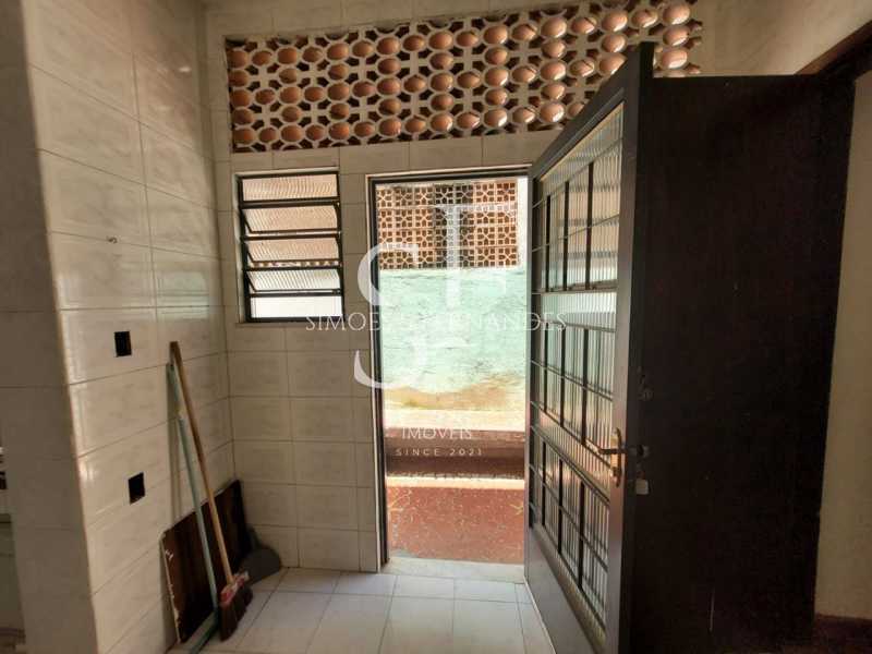 3881dd34-a627-4c42-9949-07b8b7 - 23