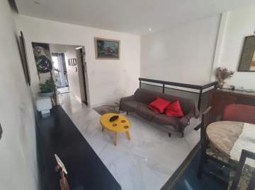 Benfica - Rua São Luiz Gonzaga - Casa de Vila, duplex, toda reformada, 5 quartos sendo 1 suíte, área gourmet. - BTCV50006