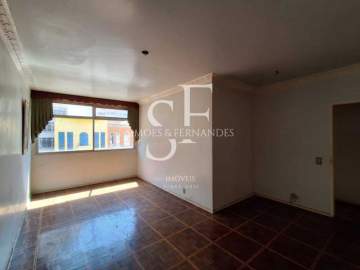 Tijuca - Rua Conde de Bonfim - Apartamento de 3 quartos sendo 1 suíte, dependência completa, 2 vagas na escritura. - BTAP31362
