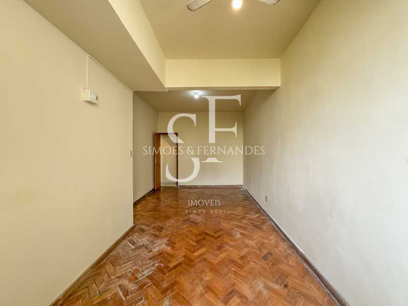 QUARTO 04 DE 04 - HORIZONTAL 1 - 17