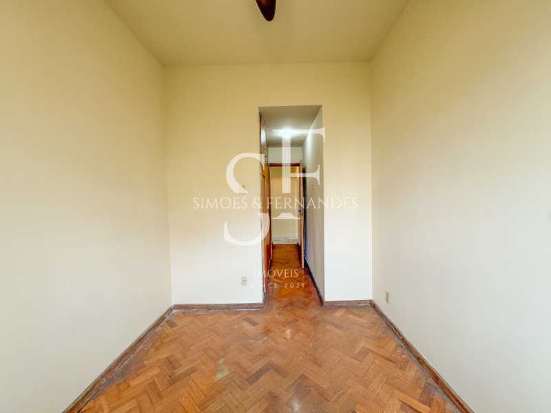 QUARTO 03 DE 04 - HORIZONTAL 1 - 19