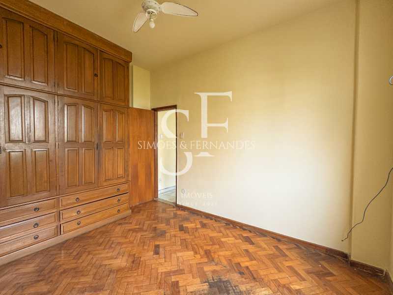 QUARTO 01 DE 04 - HORIZONTAL 1 - 15