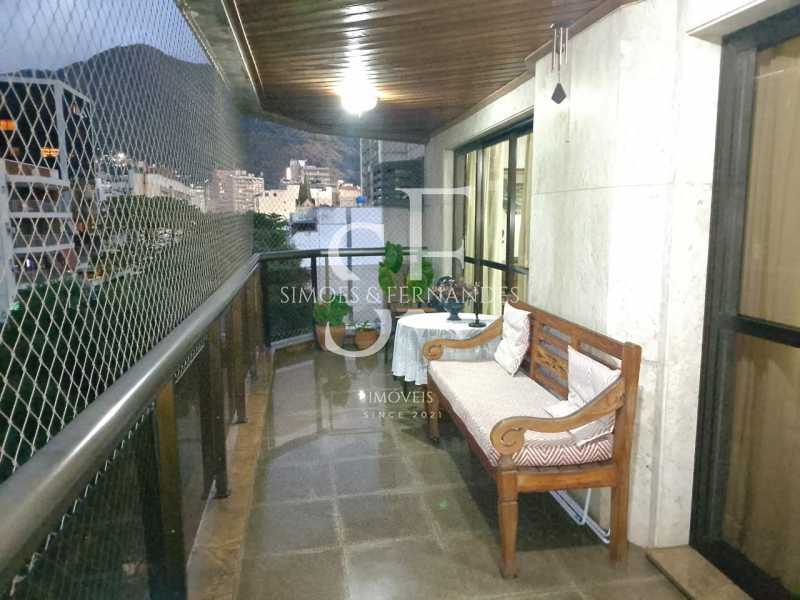 Conheça WhatsApp Image 2025-09-15 at 1 do imóvel - Tijuca - Rua Major Ávila - Cobertura duplex, 3 quartos, suíte, dependência completa, 1 vaga. - BTCO30174 - 5 WhatsApp Image 2025-09-15 at 1 - 5
