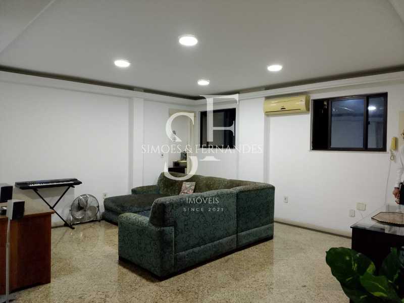 Conheça WhatsApp Image 2025-09-15 at 1 do imóvel - Tijuca - Rua Major Ávila - Cobertura duplex, 3 quartos, suíte, dependência completa, 1 vaga. - BTCO30174 - 23 WhatsApp Image 2025-09-15 at 1 - 23