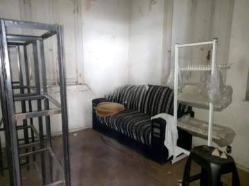 Tijuca - Rua Ferdinando Laboriau - Casa 3 quartos, dependência e anexo duplex. - BTCA40071