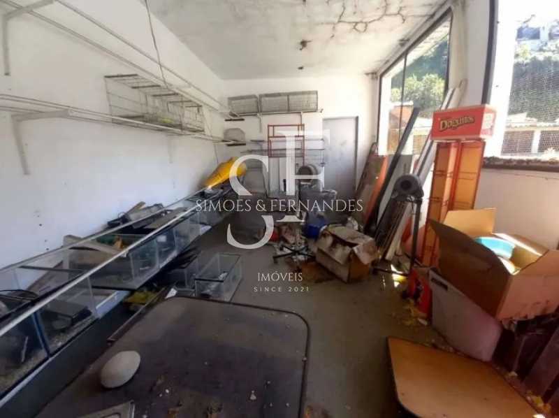 3a7d23aa22956d79bd09eaa0b1db14 - 4