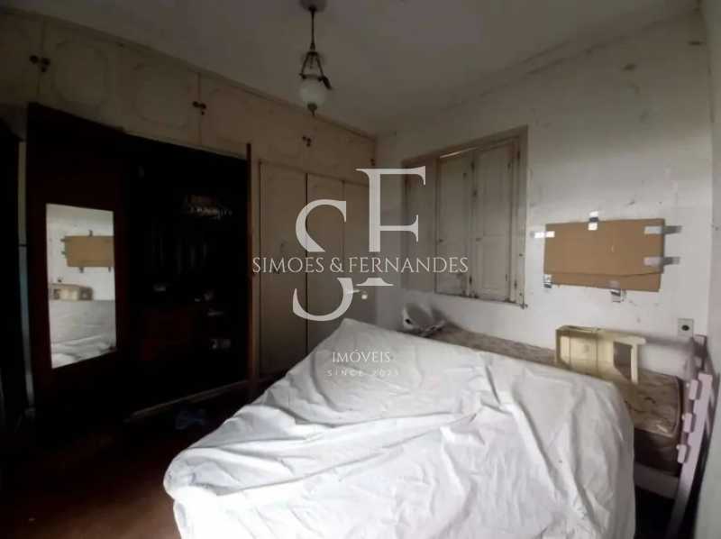 0329f53b6f629c754861d9dc3f2add - 12