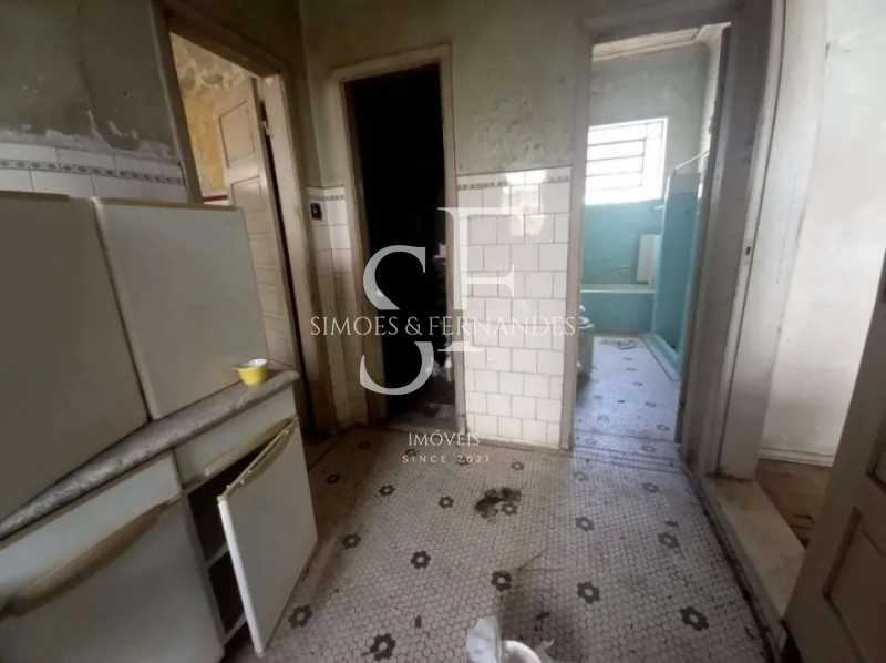 63529a1639b1aae630dacc151fb0bf - 19