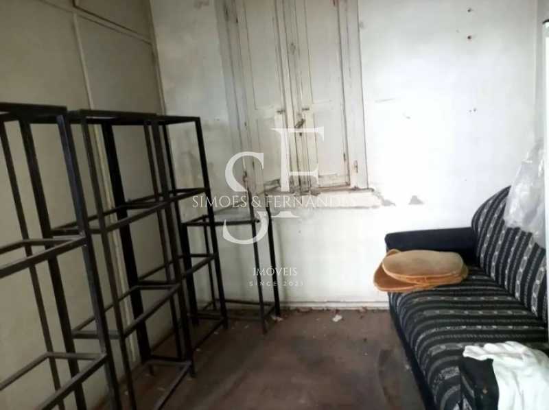 c27887c20fc8bfde55c1fca0a91b55 - 24