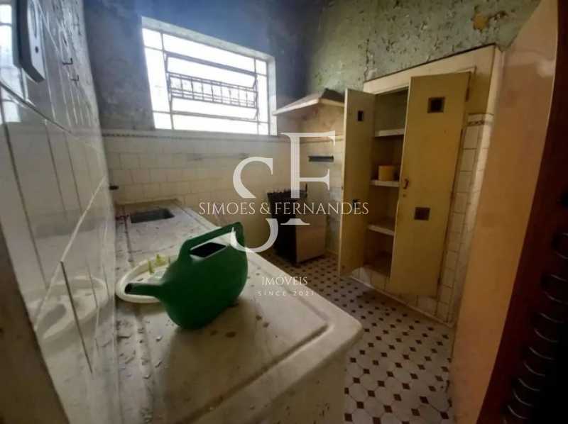 cfca6c64e51ac6a3633f730a12e6c0 - 25