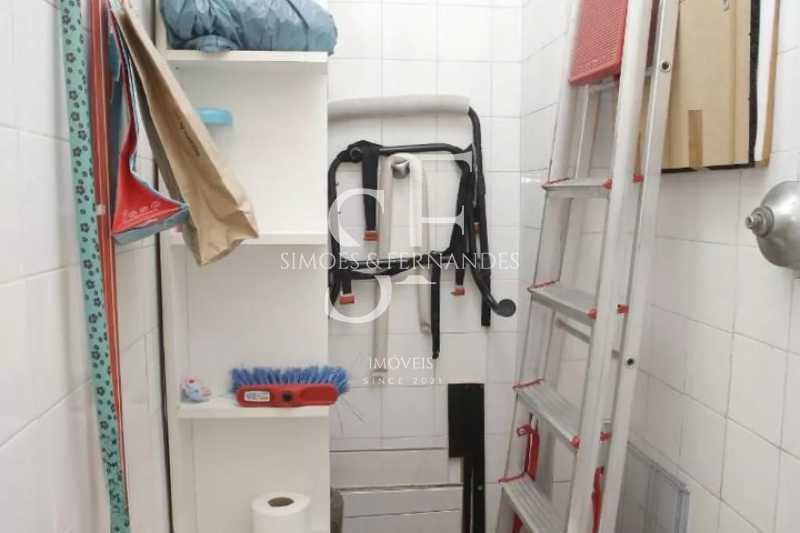 893224161-270-652.044025482559 - 25