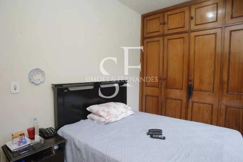 893224161-325.67945324730726MG - 9