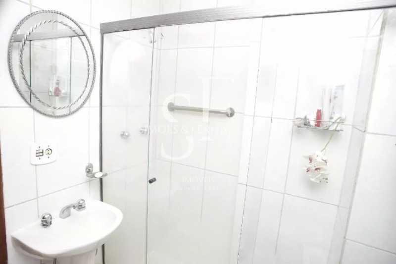 893224161-996.4272551560163MG5 - 15