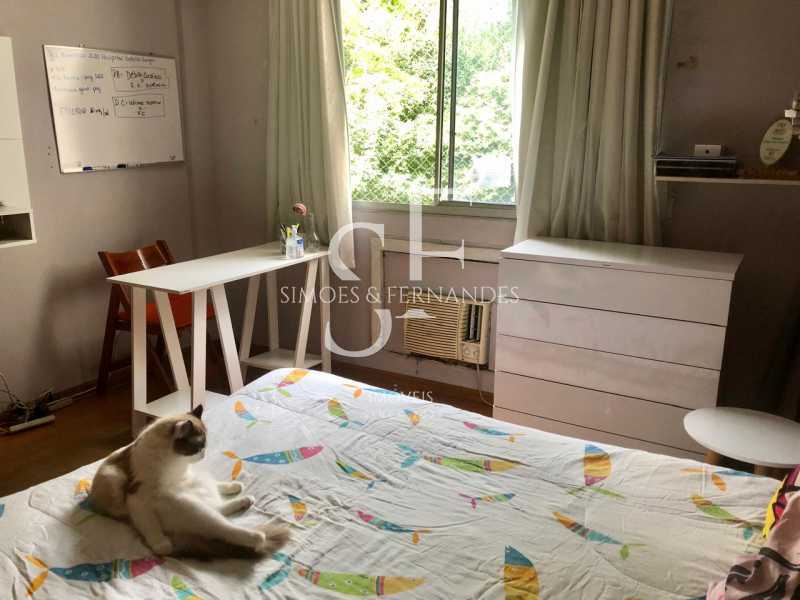 WhatsApp Image 2025-10-10 at 0 - 15