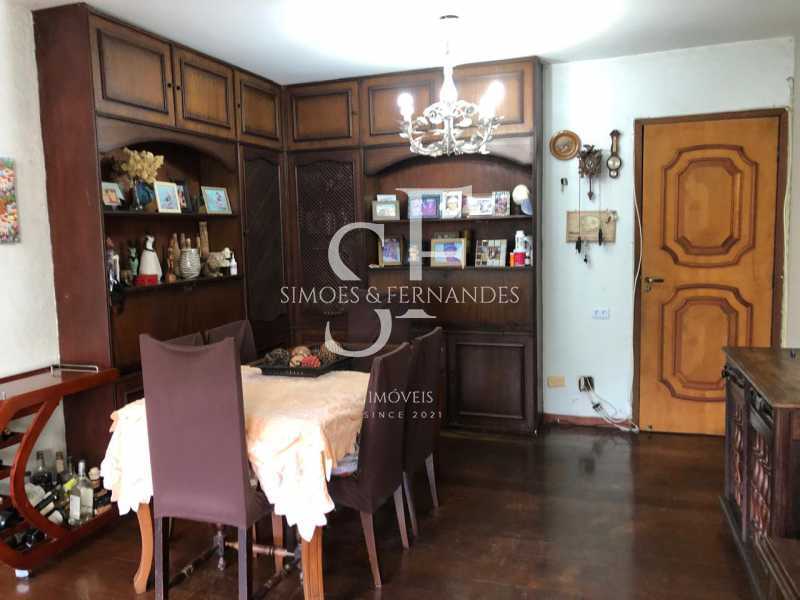 WhatsApp Image 2025-10-10 at 0 - 4