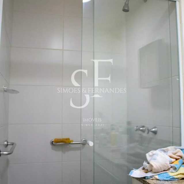 893416228-241.66730065798558IM - 19