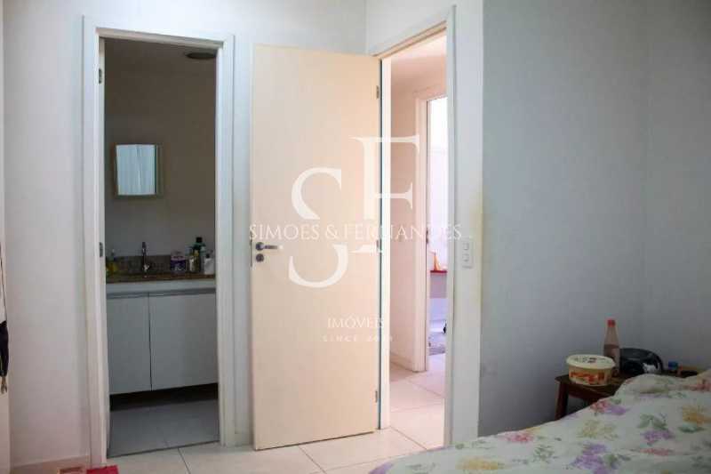 893416228-806.8827334919777IMG - 8