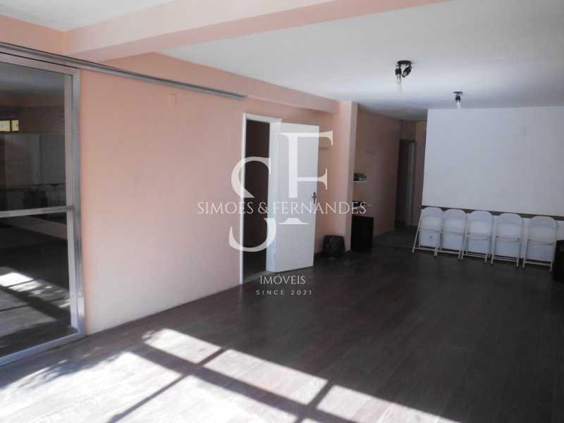 WhatsApp Image 2025-10-17 at 0 - 18