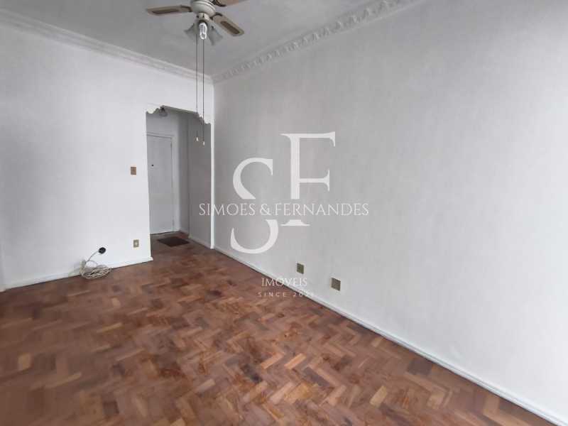 WhatsApp Image 2025-10-20 at 1 - 3