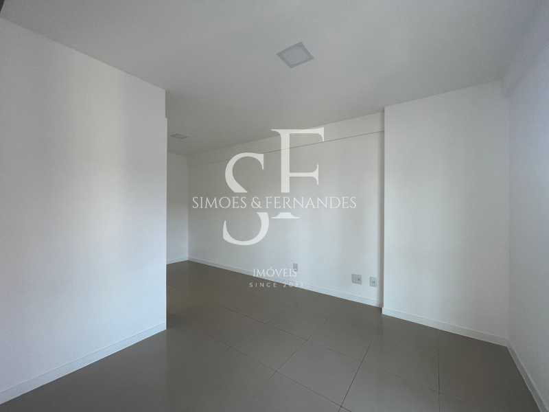 WhatsApp Image 2025-10-25 at 1 - 21