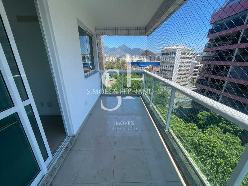 WhatsApp Image 2025-10-25 at 1 - 8