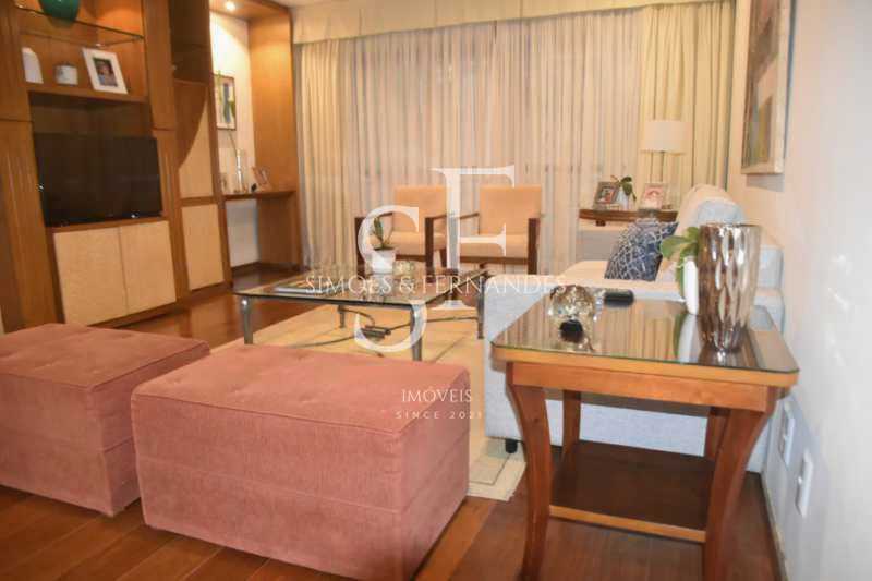 supawork-e333e5d3f276474ba7150 - 3