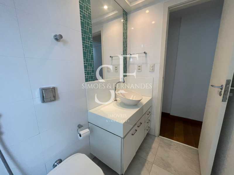 WhatsApp Image 2025-11-06 at 1 - 11